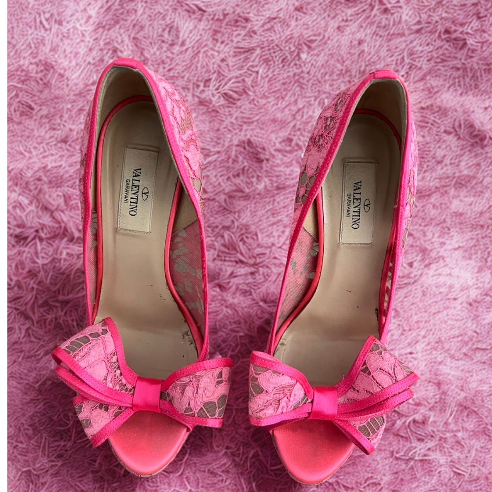 Valentino Fuchsia Lace Bow Heels